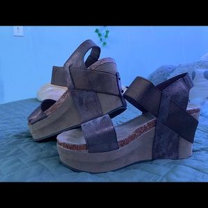 Pierre Dumas Pewter Sandal Wedges